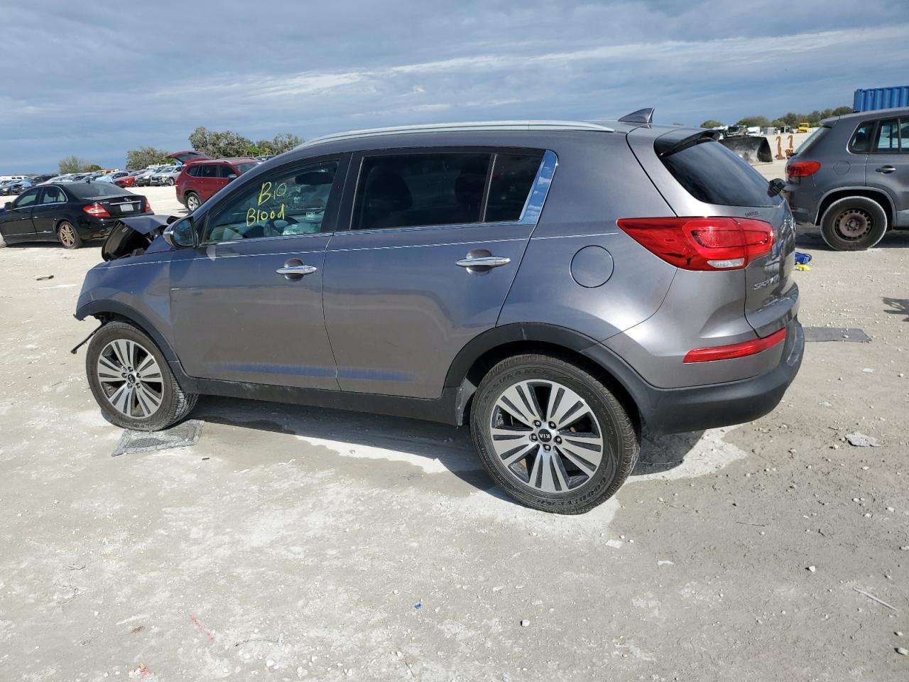 2015 Kia Sportage - Image 2