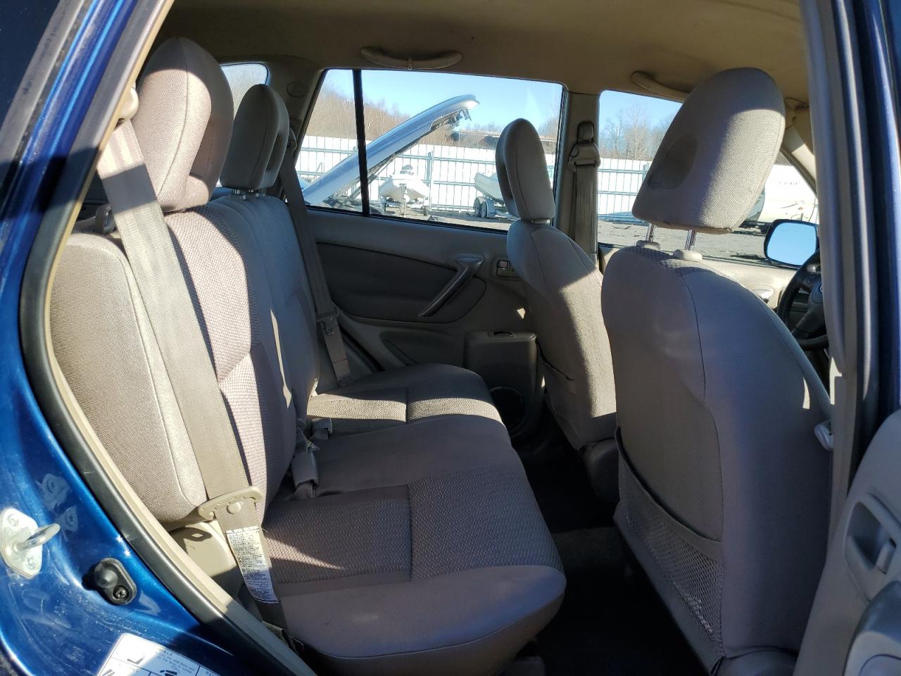 2005 Toyota RAV 4 - Image 11