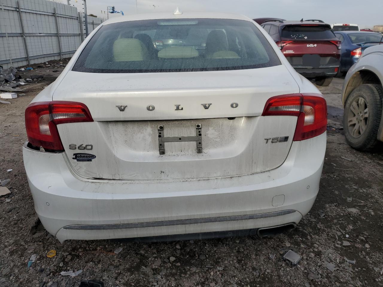 2018 Volvo S60 - Image 6