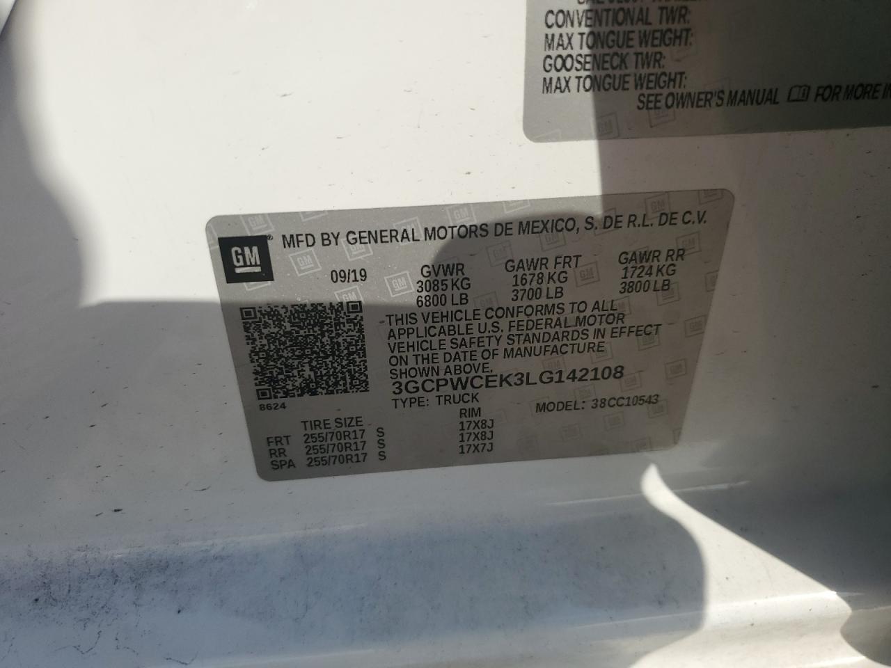 2020 Chevrolet Silverado - Image 13