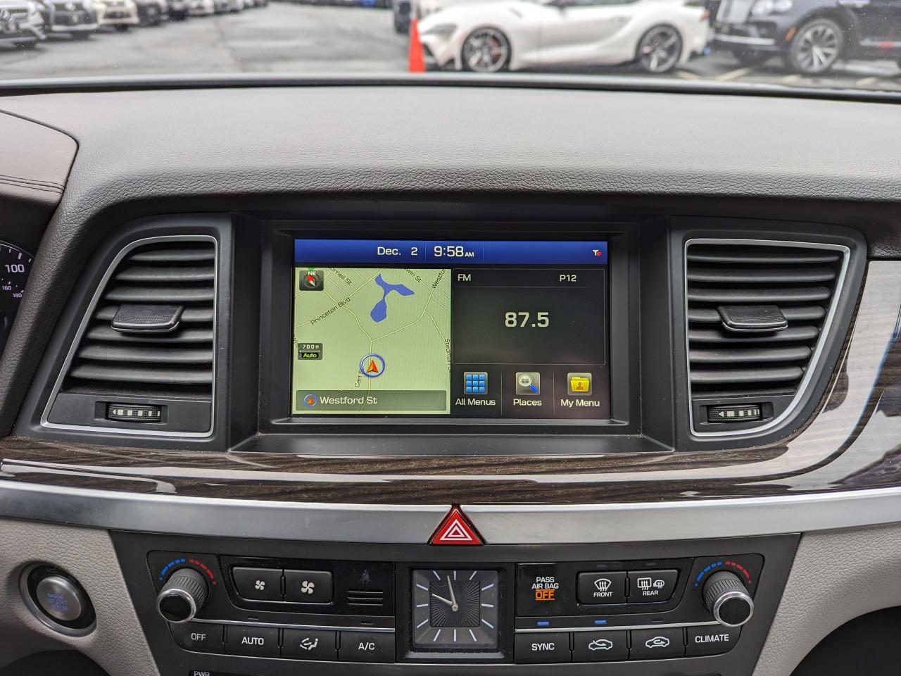 2017 Genesis G80 - Image 9