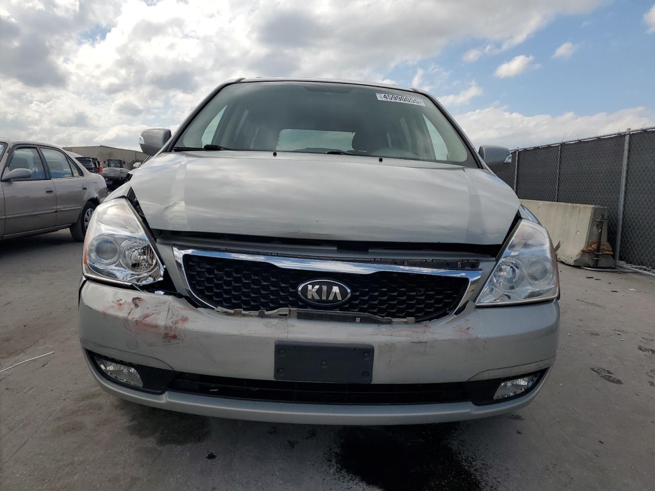 2014 Kia Sedona - Image 5