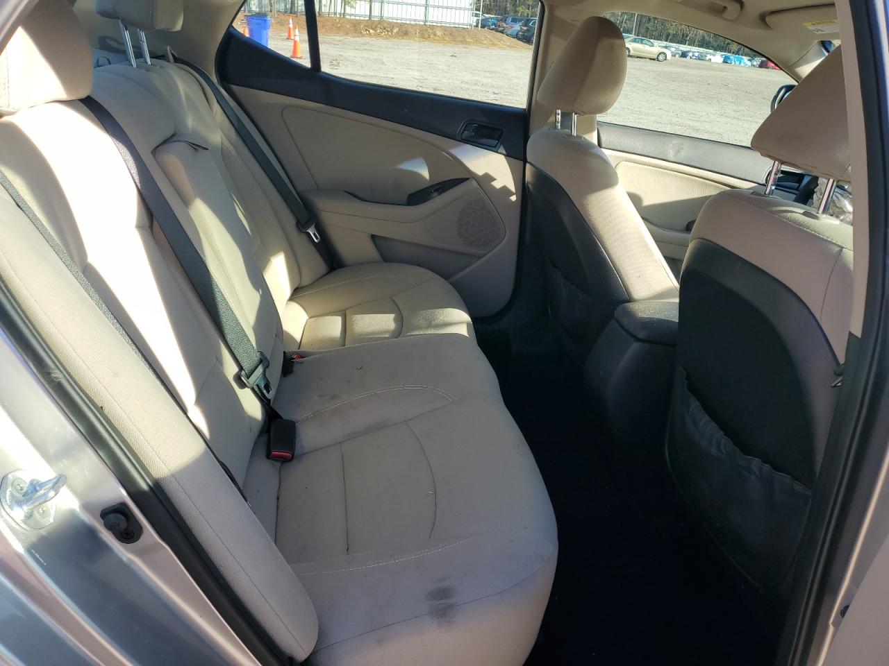 2015 Kia Optima - Image 11