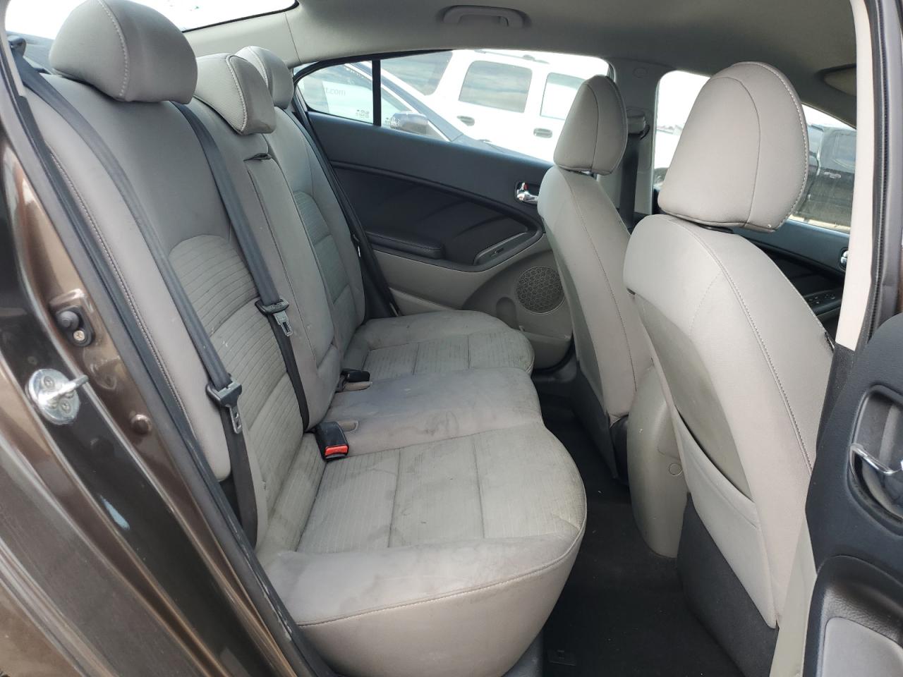 2015 Kia Forte - Image 10