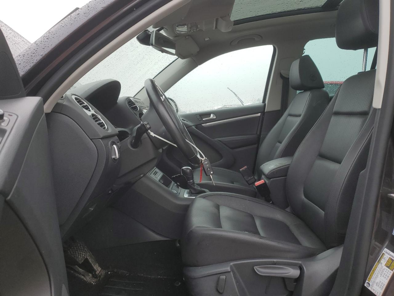 2016 Volkswagen Tiguan - Image 7