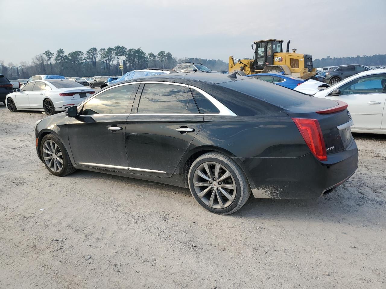 2013 Cadillac XTS - Image 2