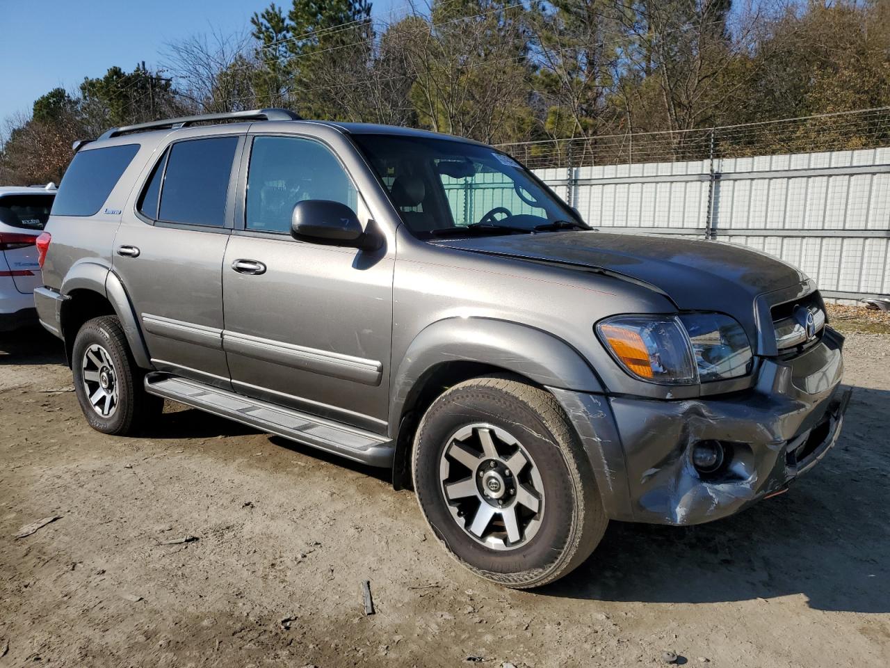 2006 Toyota Sequoia - Image 4