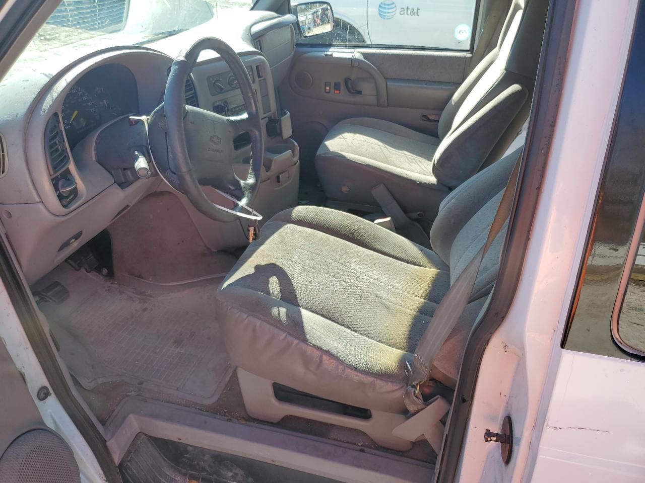 1997 Chevrolet Astro - Image 7