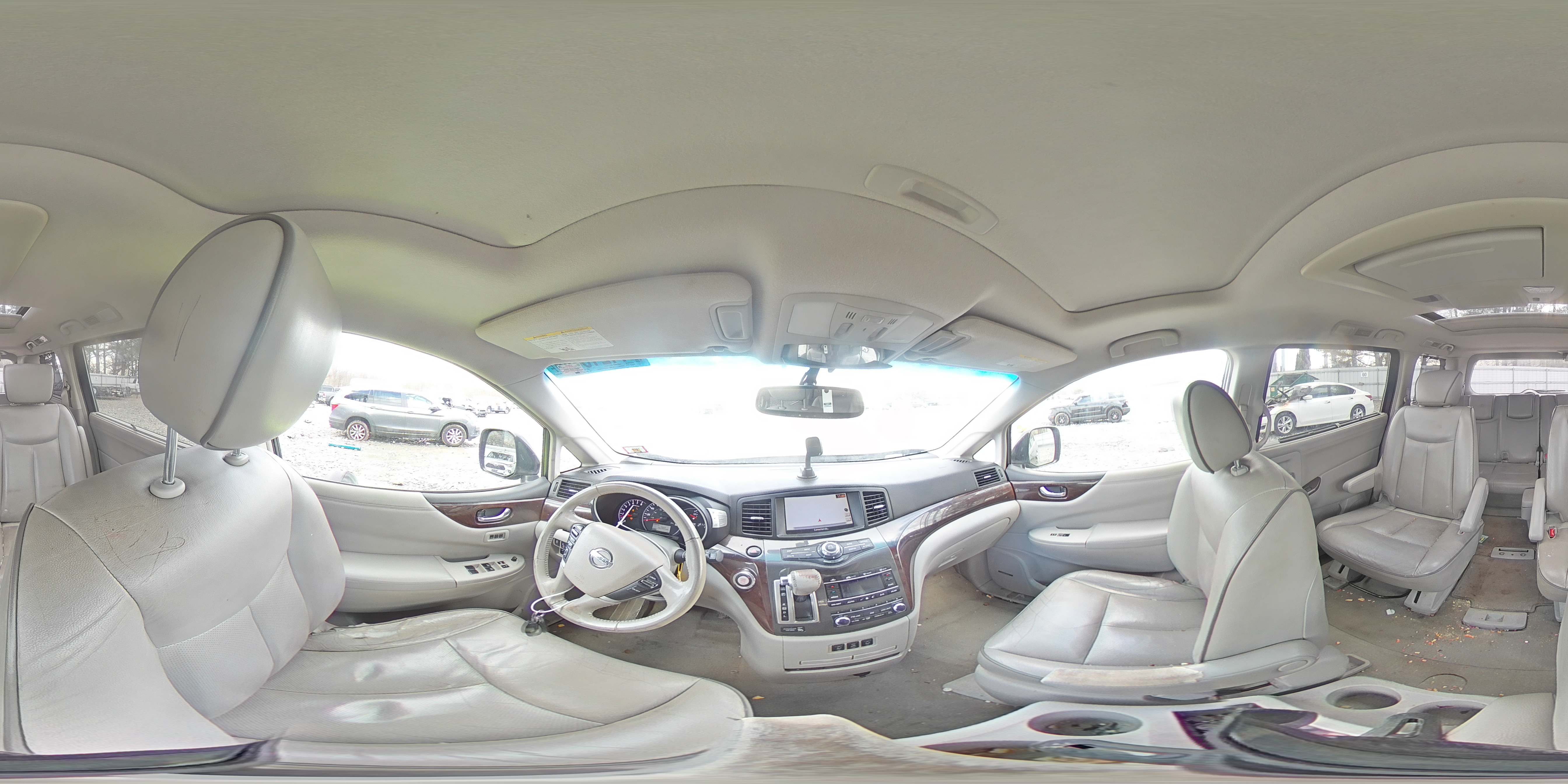 2011 Nissan Quest - Image 13