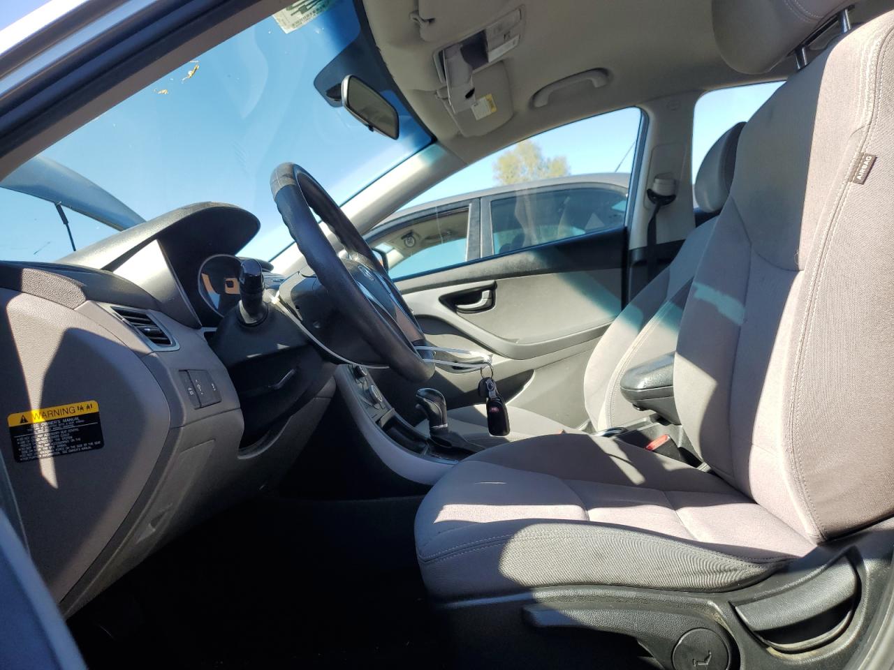 2015 Hyundai Elantra - Image 7