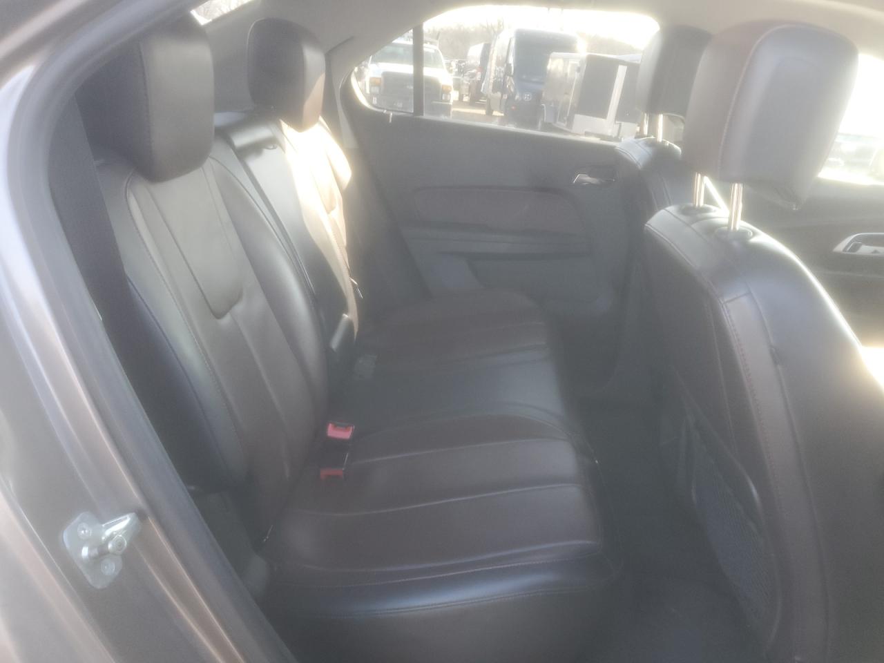 2010 Chevrolet Equinox - Image 11