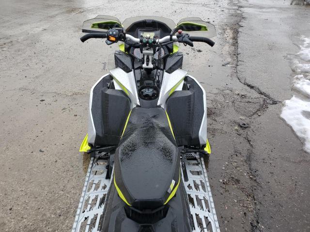 2018 SKIDOO RENEGADE