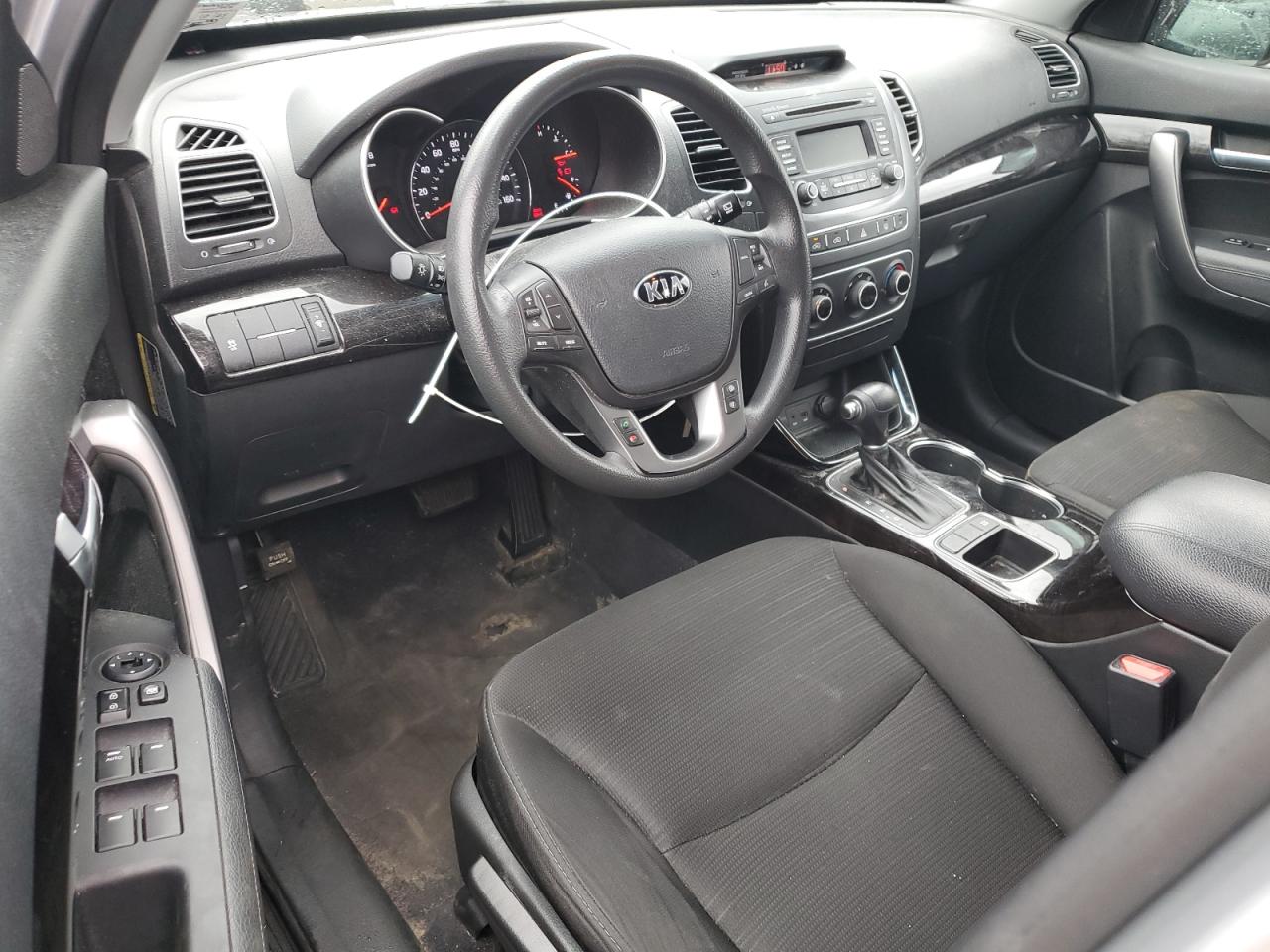 2014 Kia Sorento - Image 8