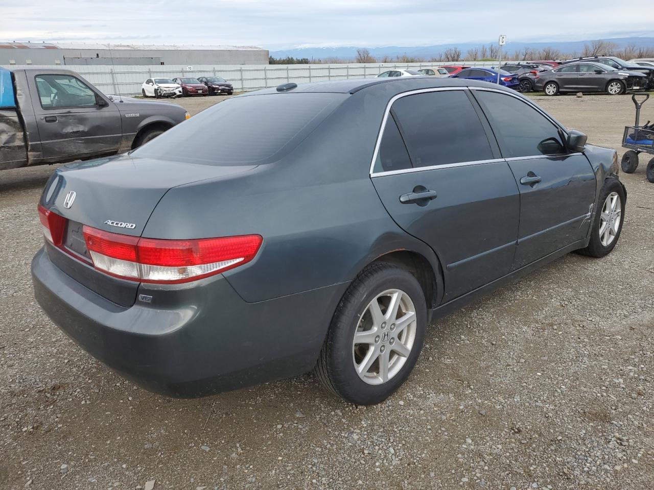 2004 Honda Accord - Image 3