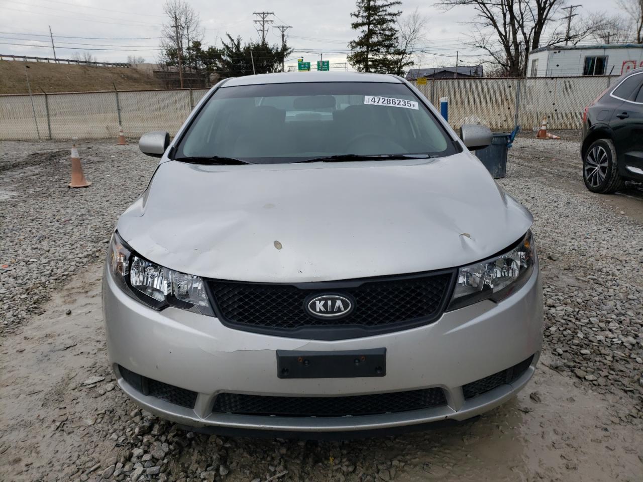 2010 Kia Forte - Image 5