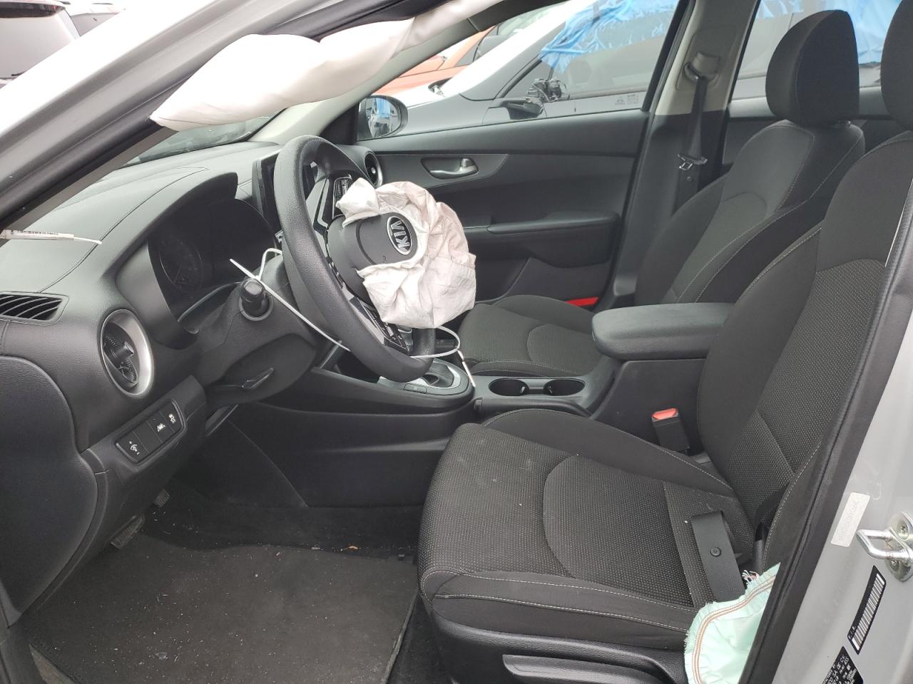 2019 Kia Forte - Image 7
