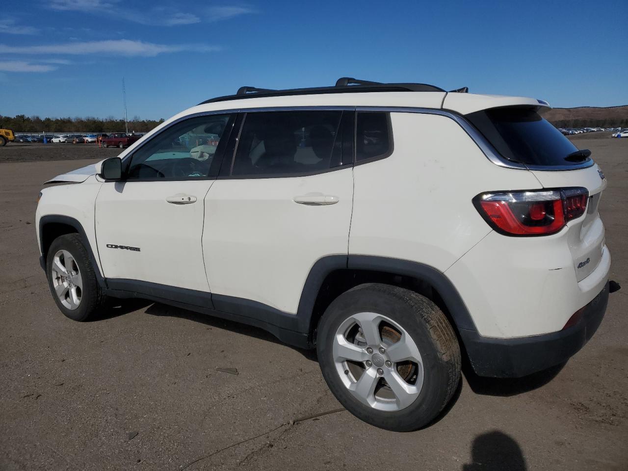 2018 Jeep Compass - Image 2