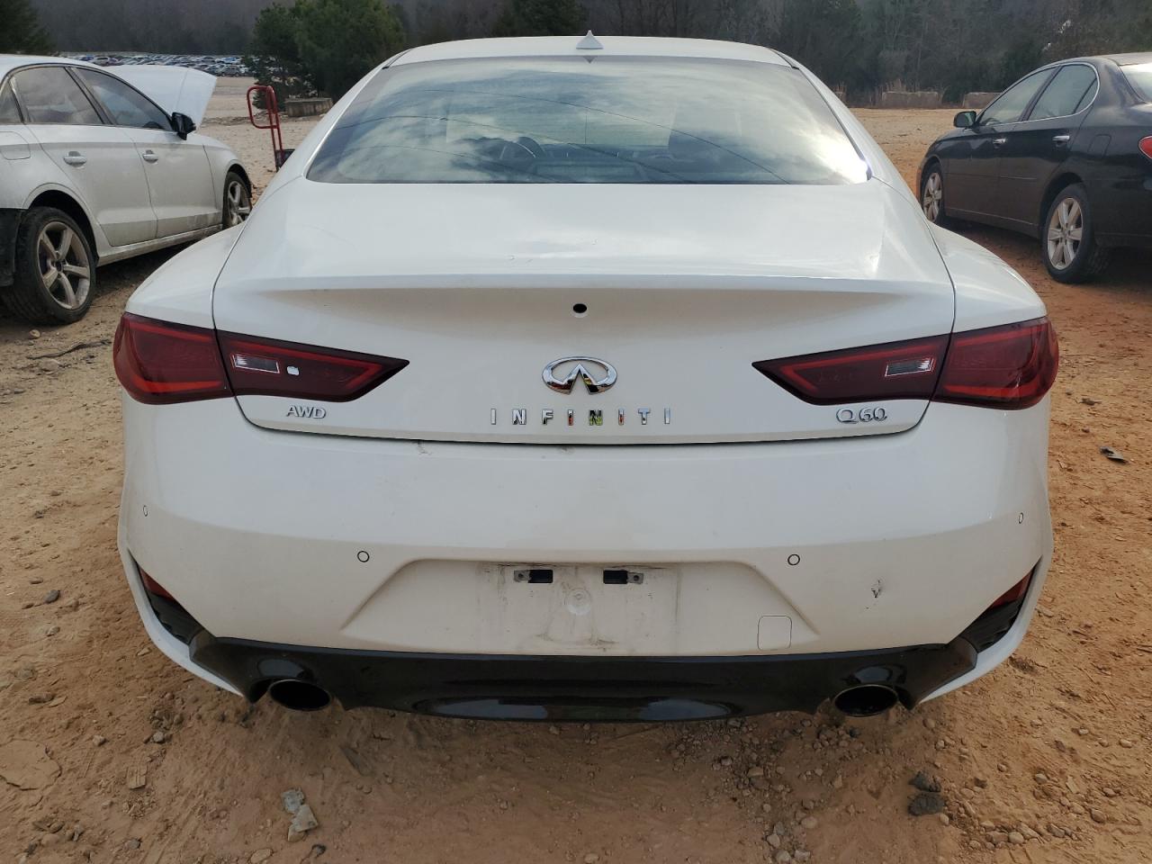 2019 Infiniti Q60 - Image 6