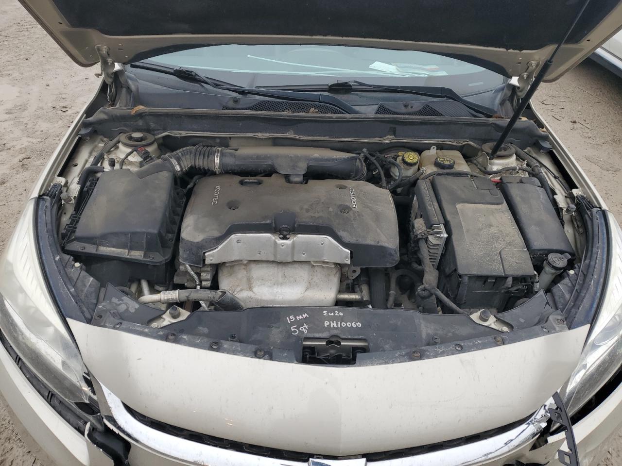 2015 Chevrolet Malibu - Image 12