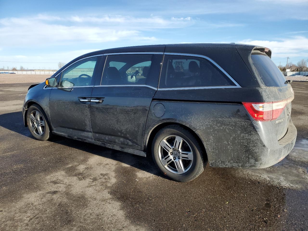 2012 Honda Odyssey - Image 2