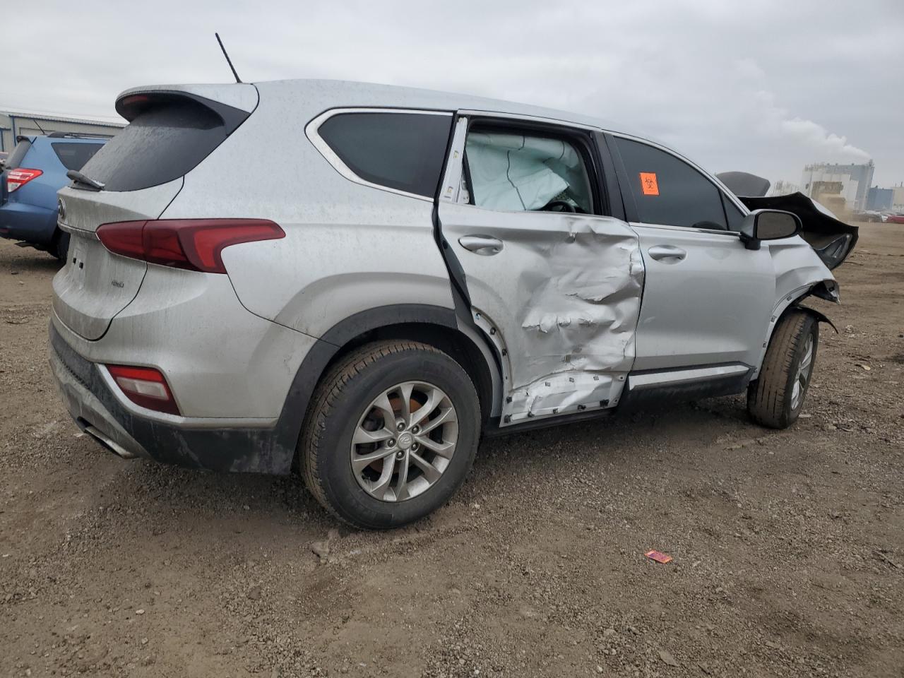 2019 Hyundai Santa Fe - Image 3
