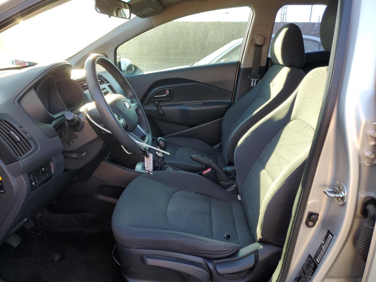 2013 Kia Rio - Image 7