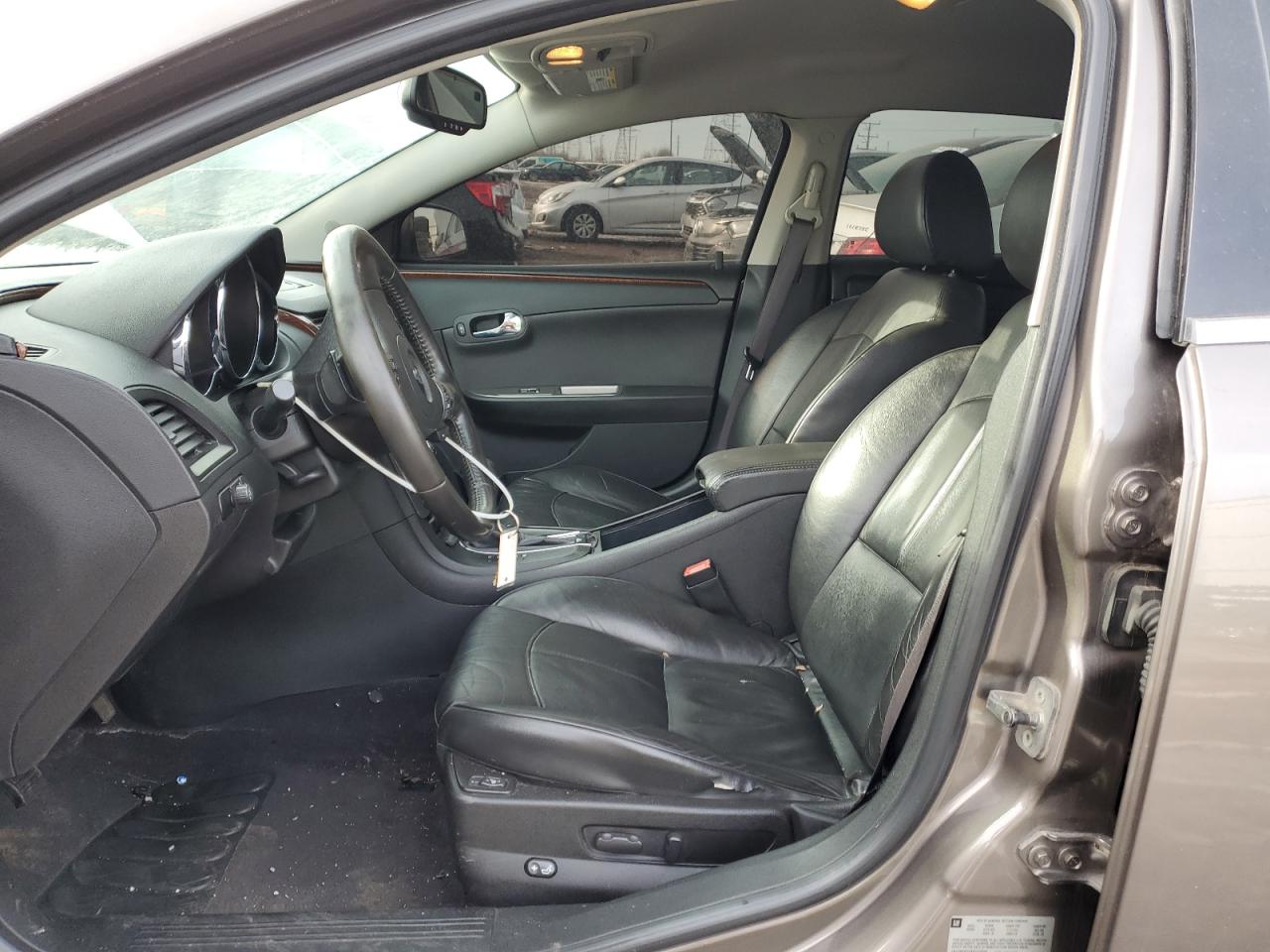 2010 Chevrolet Malibu - Image 7