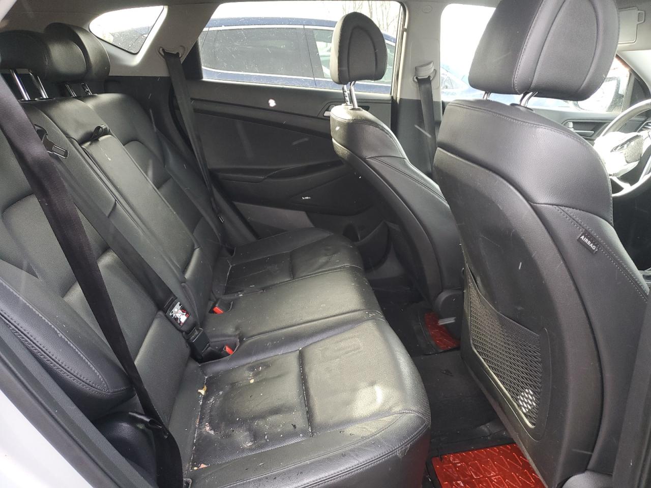 2017 Hyundai Tucson - Image 11