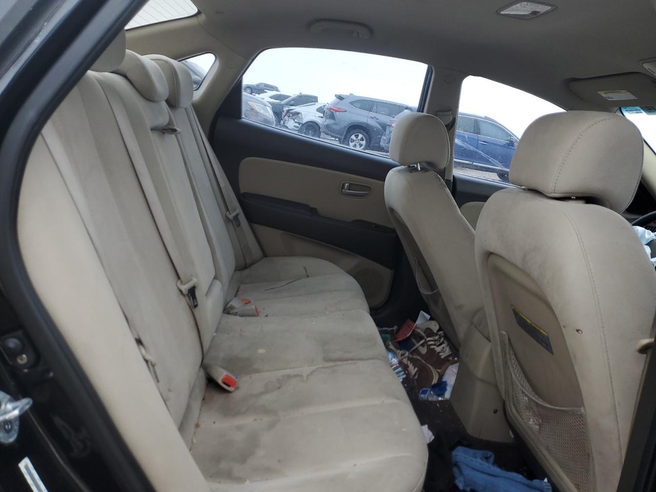 2009 Hyundai Elantra - Image 10