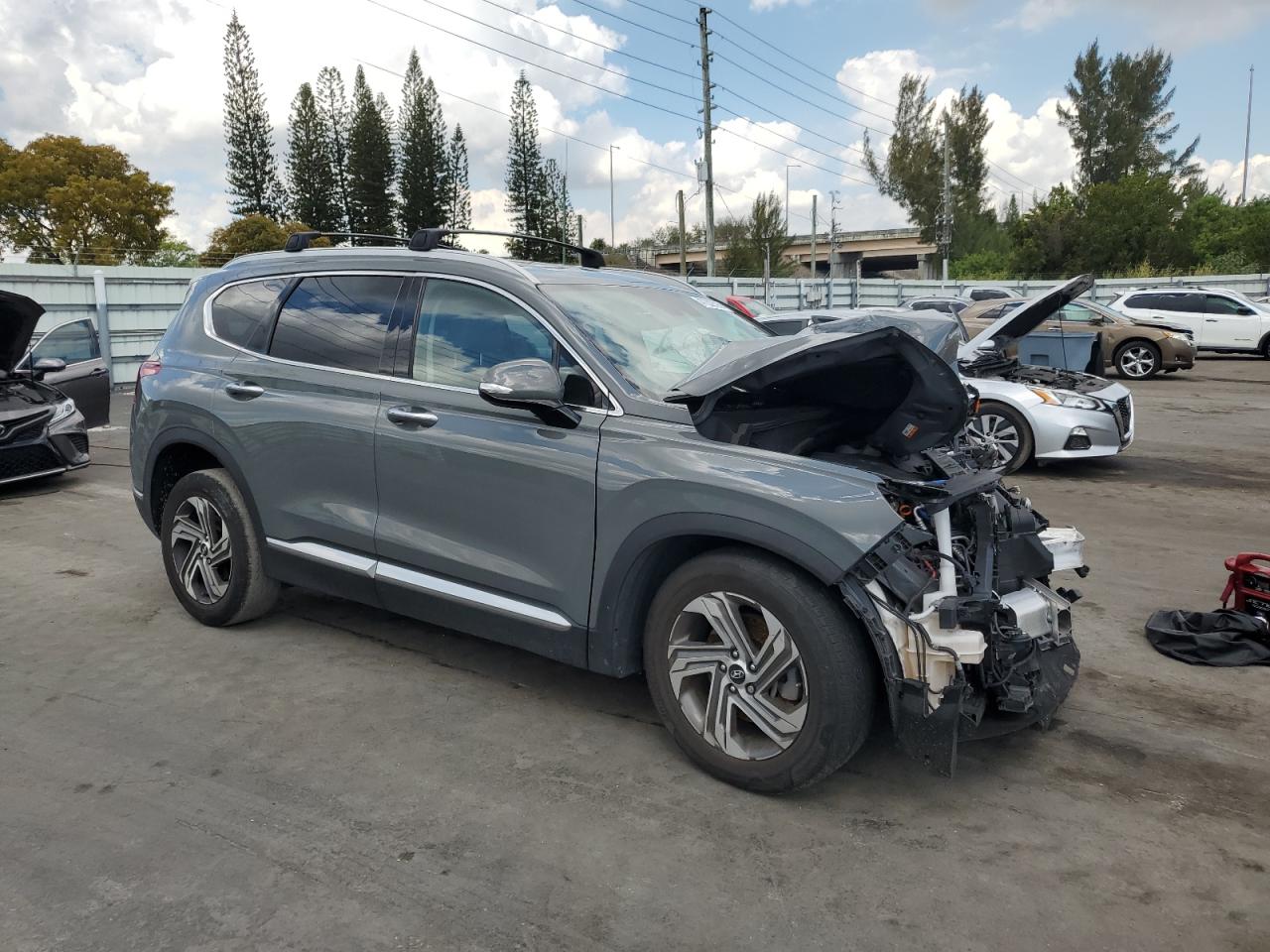 2022 Hyundai Santa Fe - Image 4