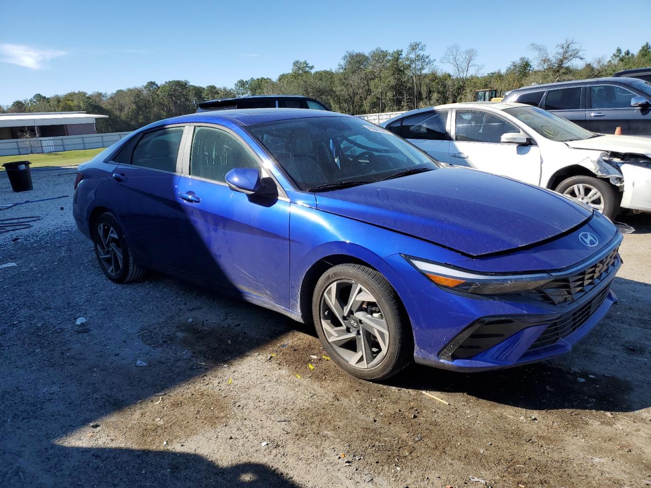 2024 Hyundai Elantra - Image 4