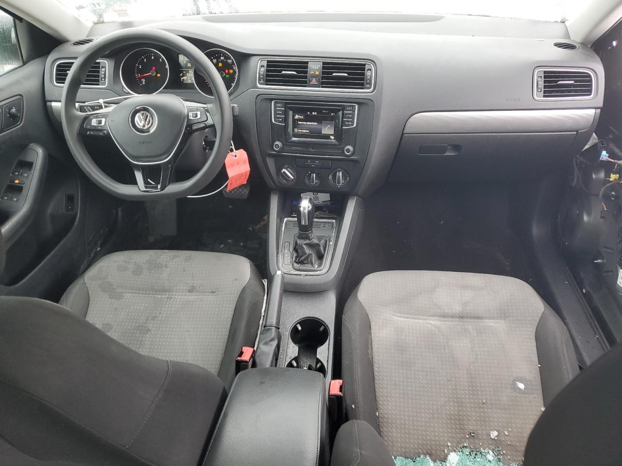 2017 Volkswagen Jetta - Image 8