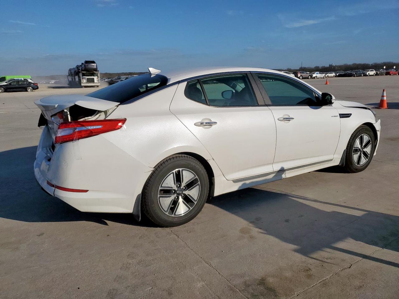 2013 Kia Optima - Image 3