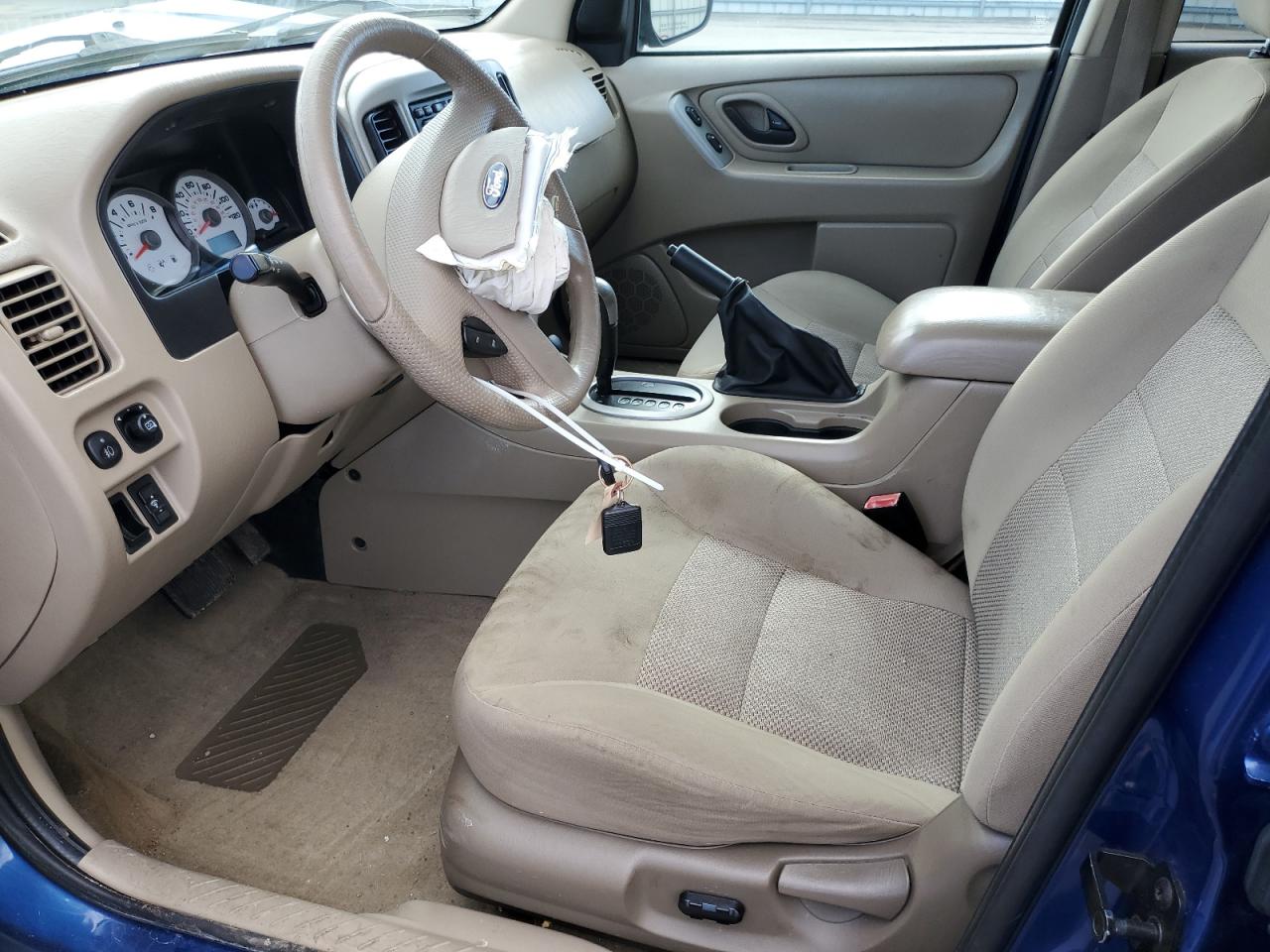 2007 Ford Escape - Image 7