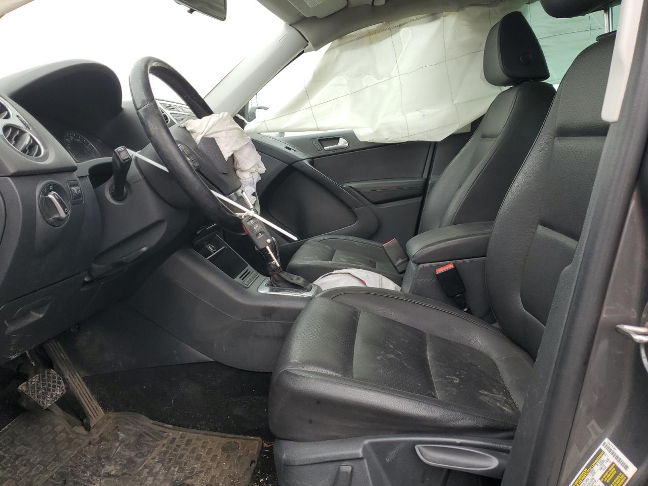 2015 Volkswagen Tiguan - Image 7