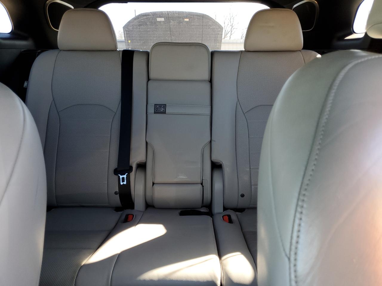 2017 Lexus RX - Image 10