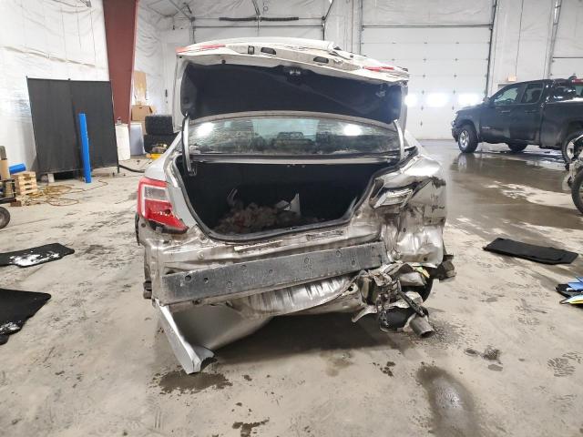  TOYOTA CAMRY 2014 Srebrny