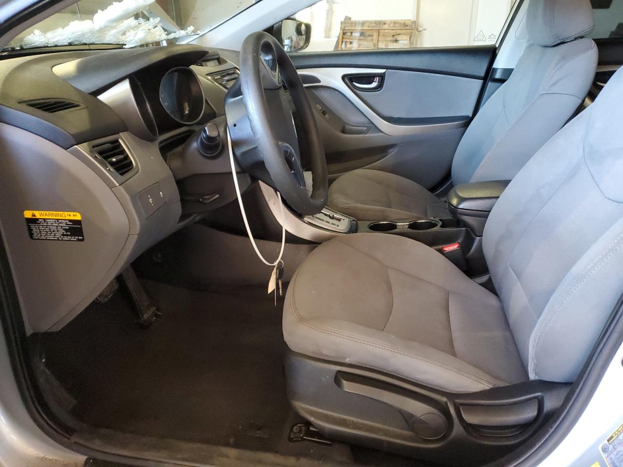 2011 Hyundai Elantra - Image 7