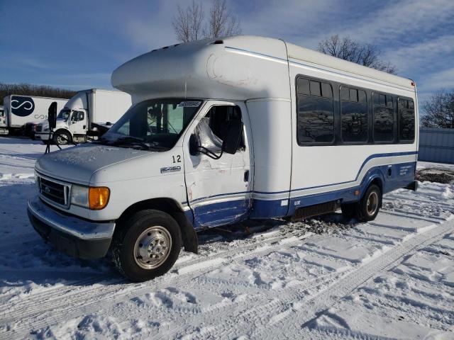 2006 Ford Econoline E450 Super Duty Cutaway Van
