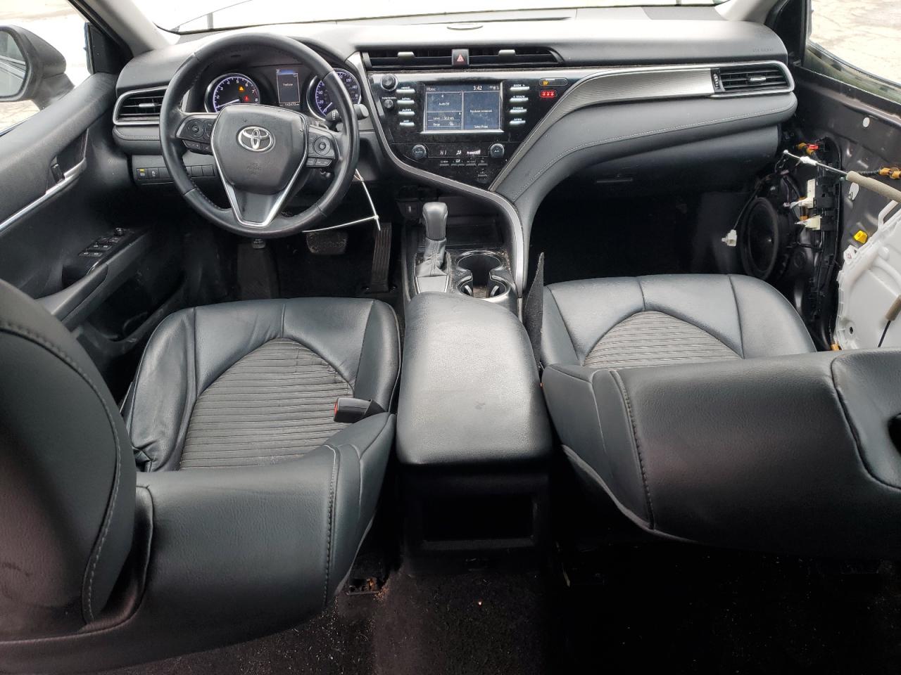 2019 Toyota Camry - Image 8