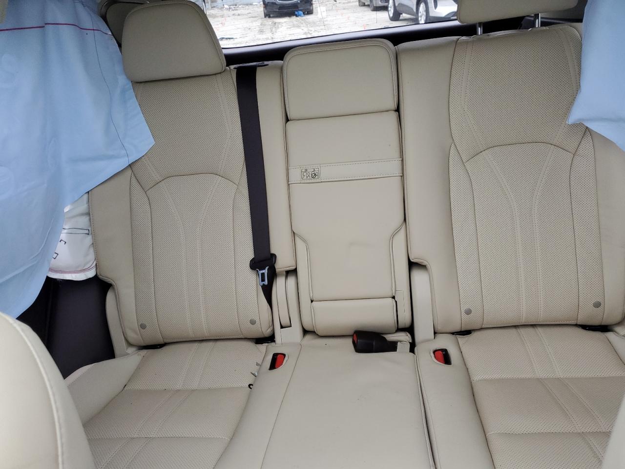2020 Lexus RX - Image 10