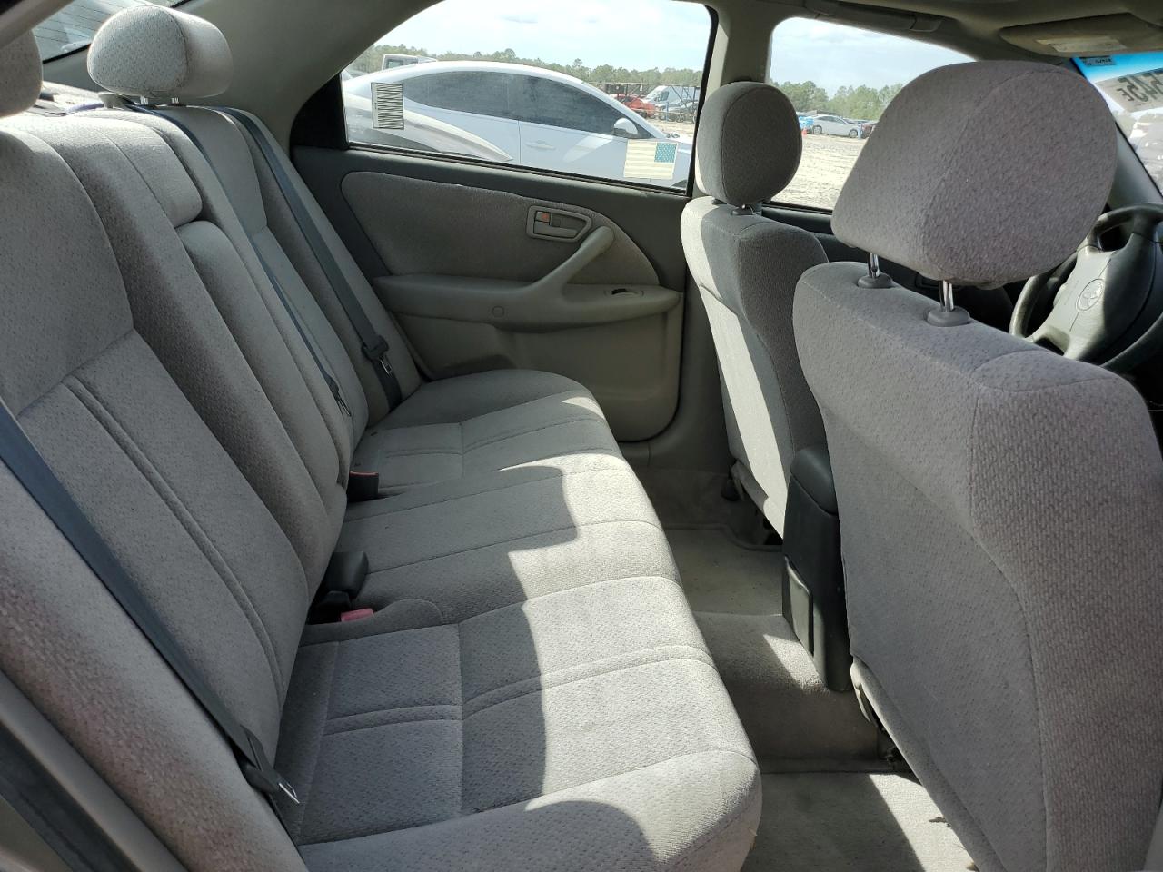 2001 Toyota Camry - Image 10