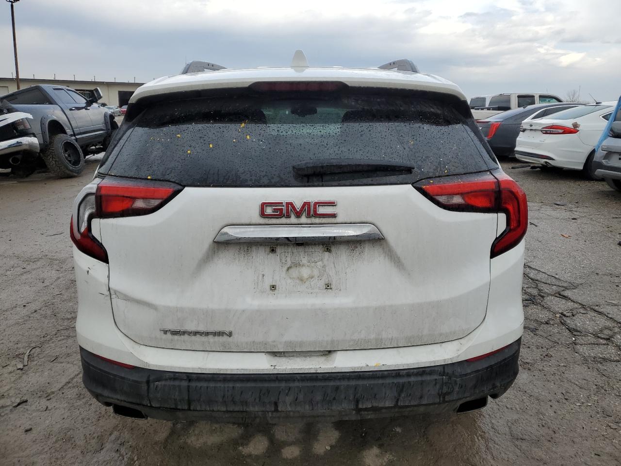 2018 GMC Terrain - Image 6