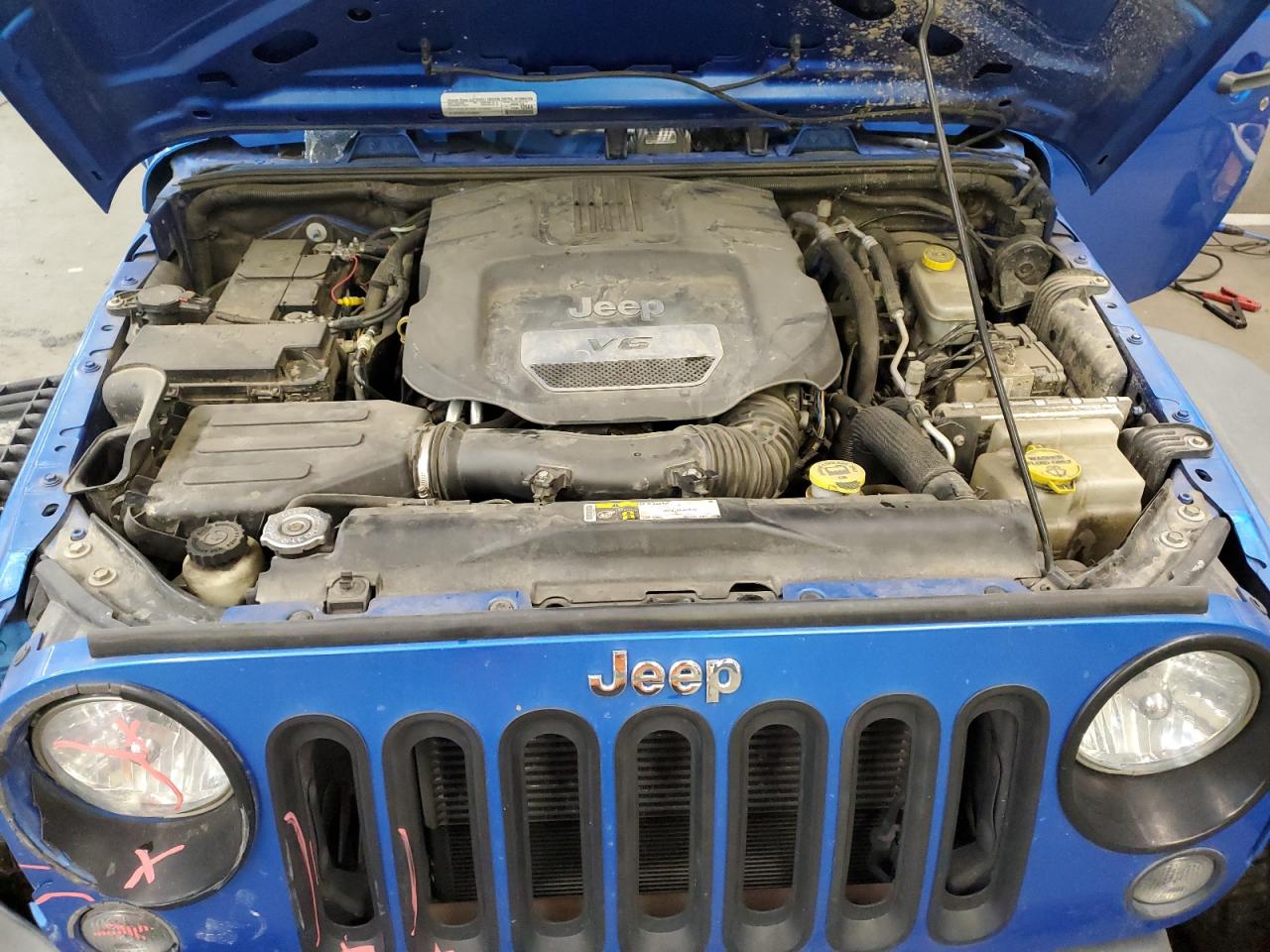 2015 Jeep Wrangler - Image 12