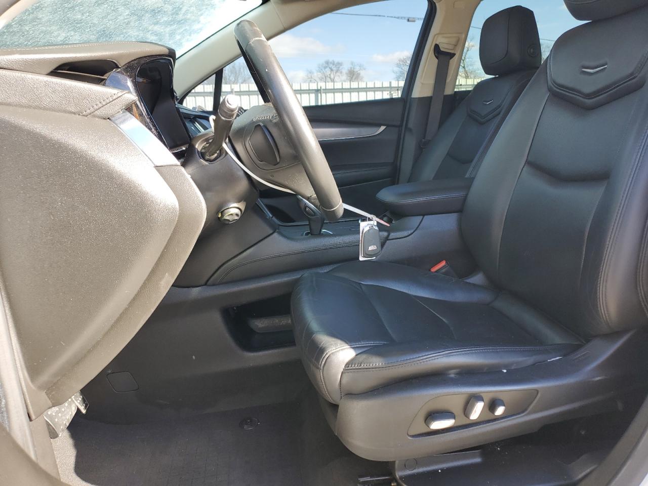 2019 Cadillac XT5 - Image 7