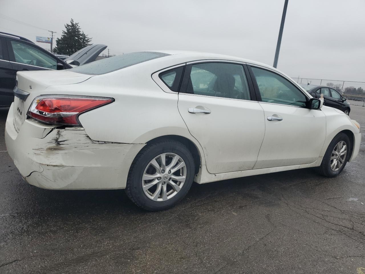 2014 Nissan Altima - Image 3