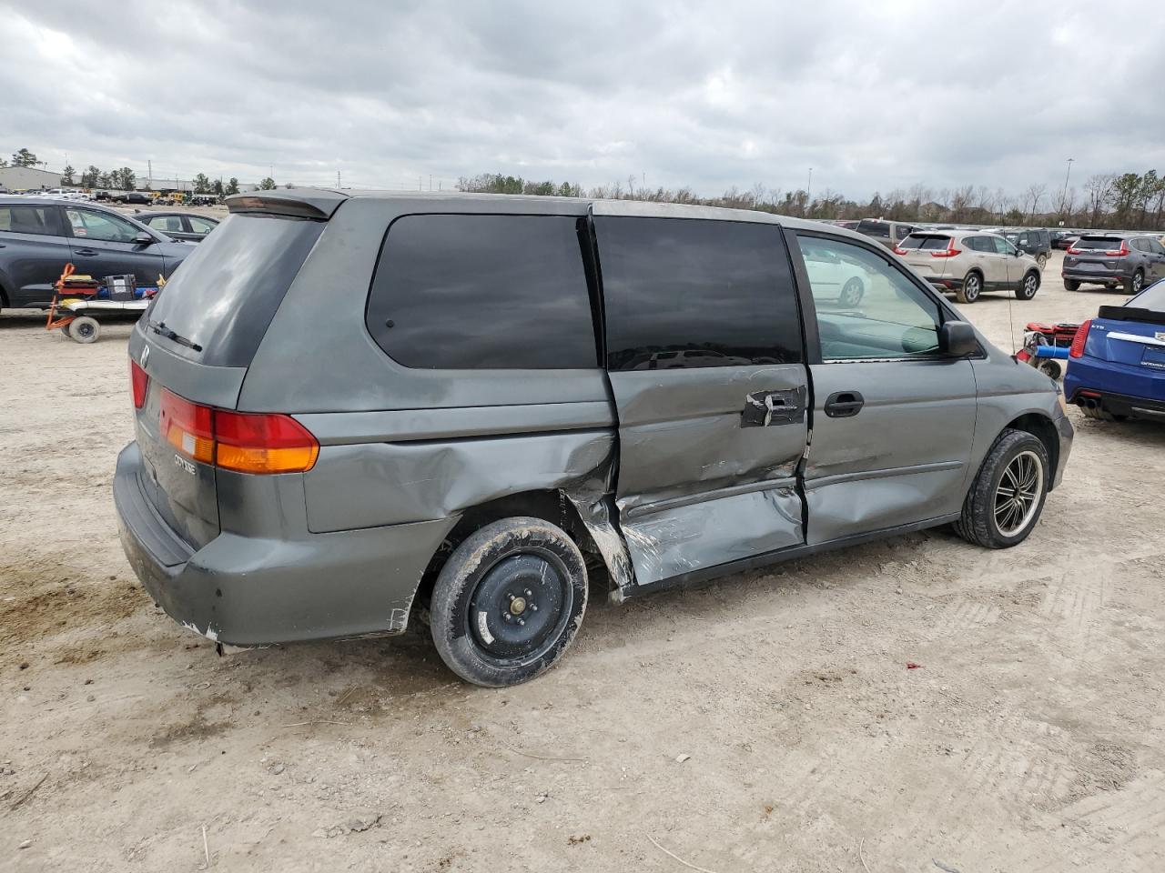 2002 Honda Odyssey - Image 3