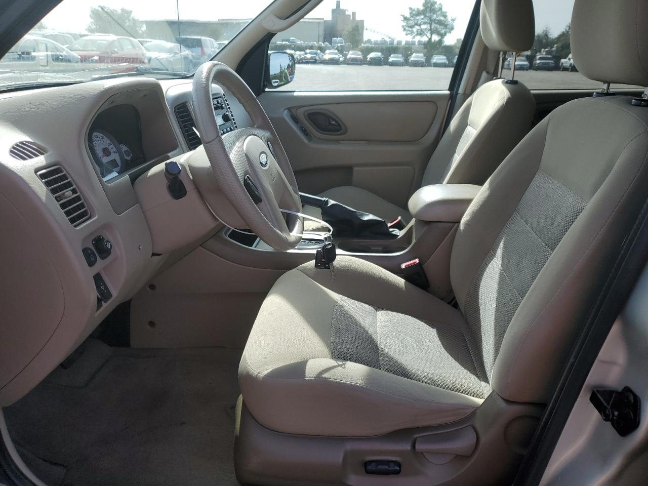 2006 Ford Escape - Image 7
