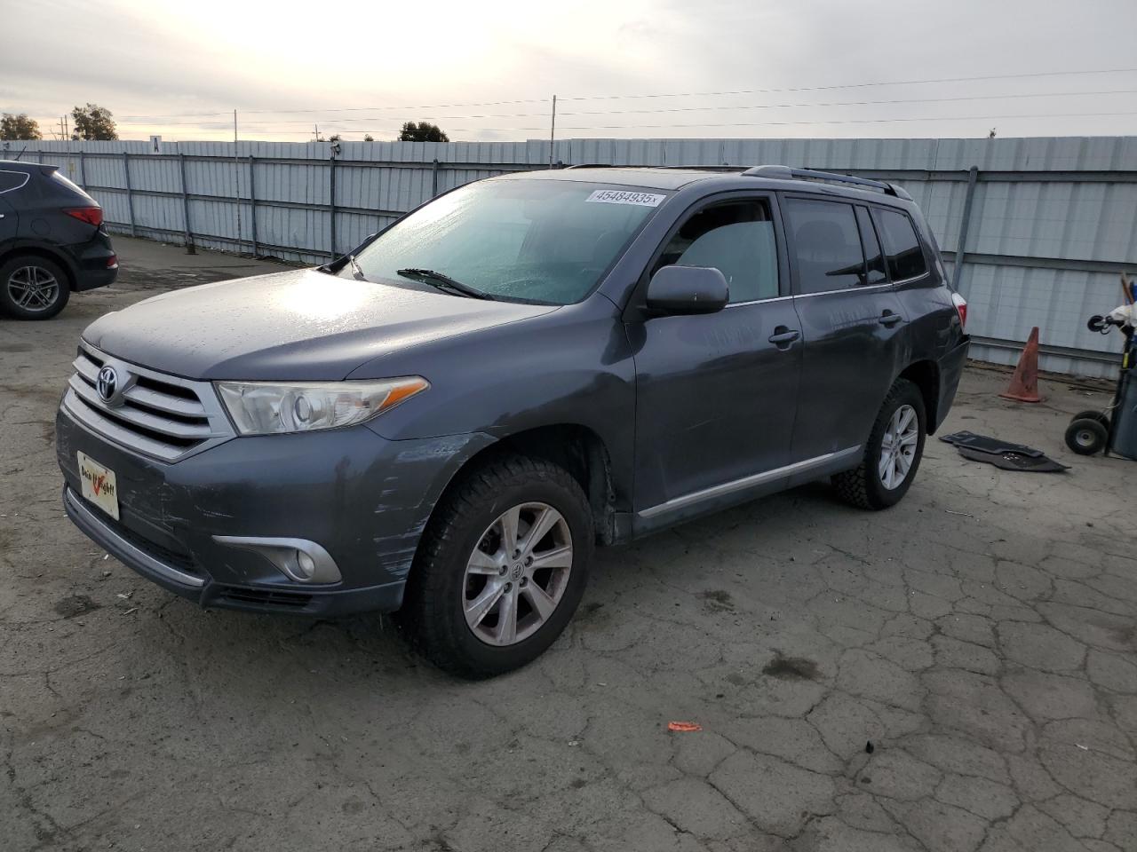 2012 Toyota Highlander - Image 1