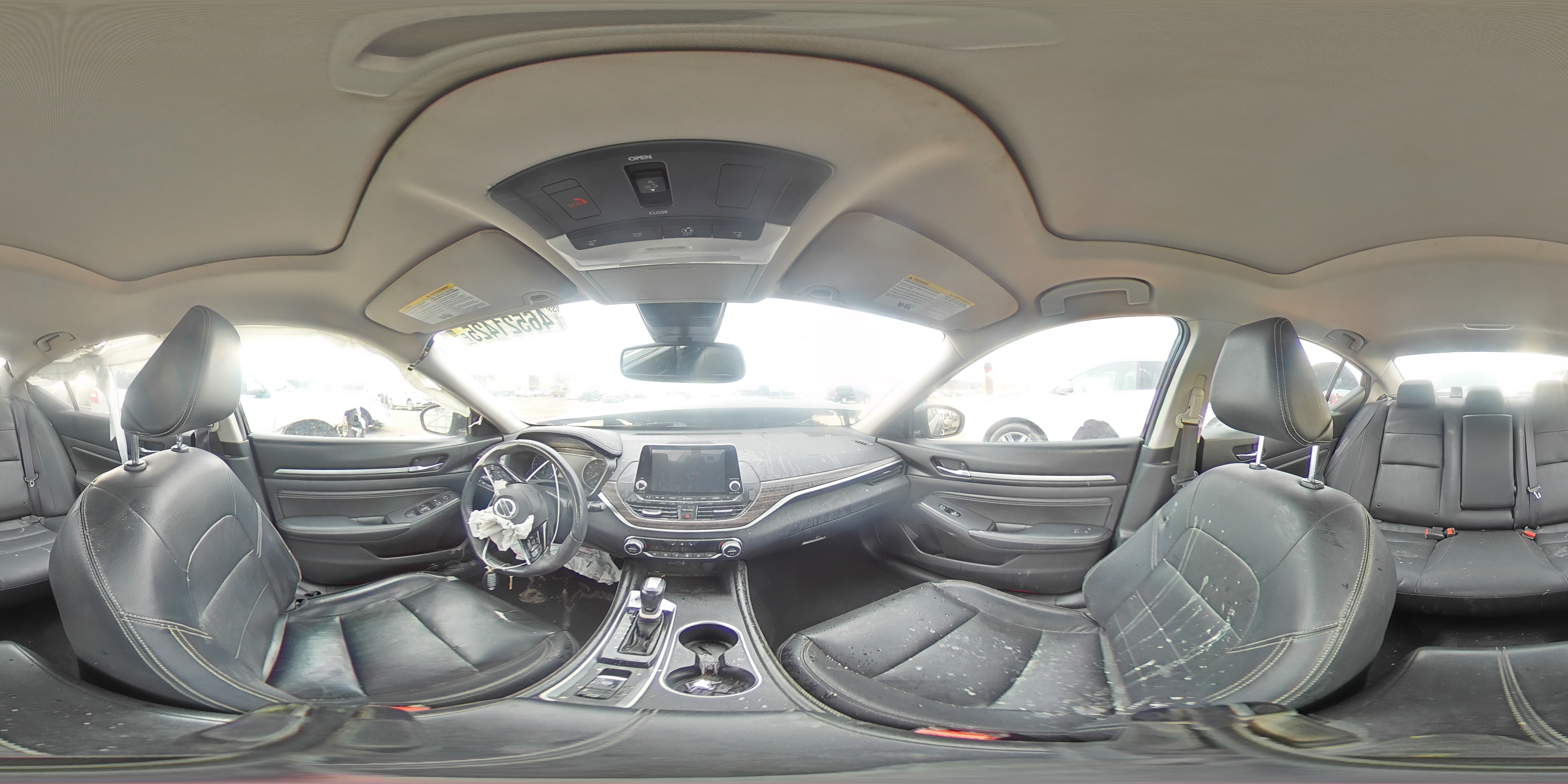2019 Nissan Altima - Image 13